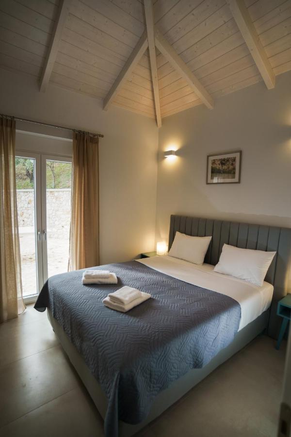 Astrali Stone Villas Парамития Экстерьер фото